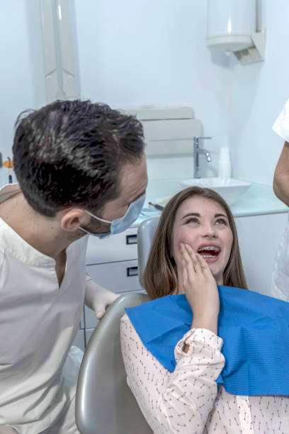 Best Emergency Denture Repair in Dora, AL